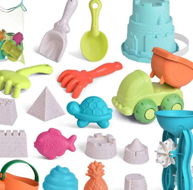Fun Little Toys 19 PC Sand Castle Collection
